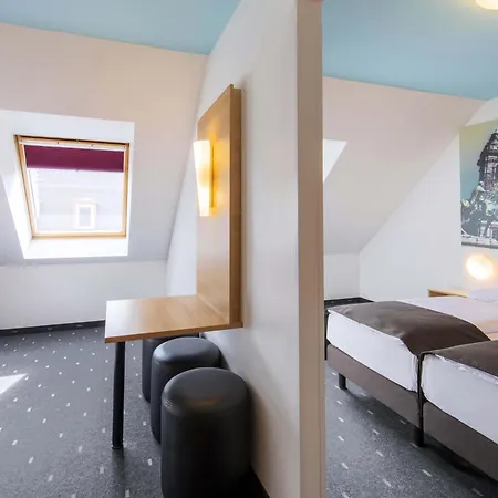 Hotel Nuernberg-city 3*