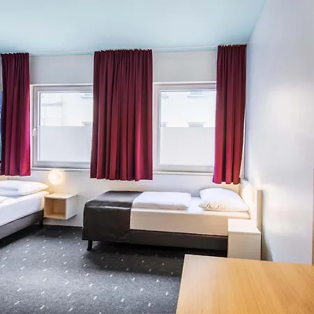 Nuernberg-city Отель Нюрнберг